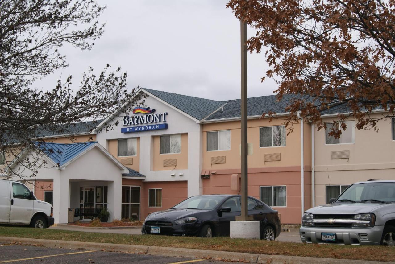 Hotel Baymont By Wyndham Coon Rapids Exterior foto